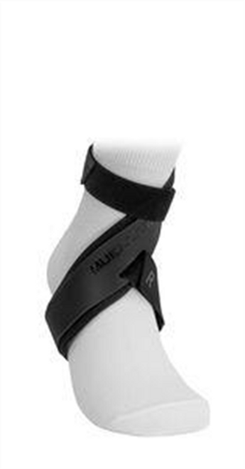 MUELLER 49644 SKY™ Ankle Stabilizer, Unisex, Medium, Right - Black MUELLER 49644 SKY™ Ankle Stabilizer, Unisex, Medium, Right - Black
