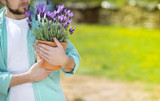 The Many Benefits of Ordering Flowers for Delivery