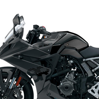 Suzuki GSX-8R 2023 > On Eazi-Grip Streamline Tank Grip Traction Pads Black shown on the bike