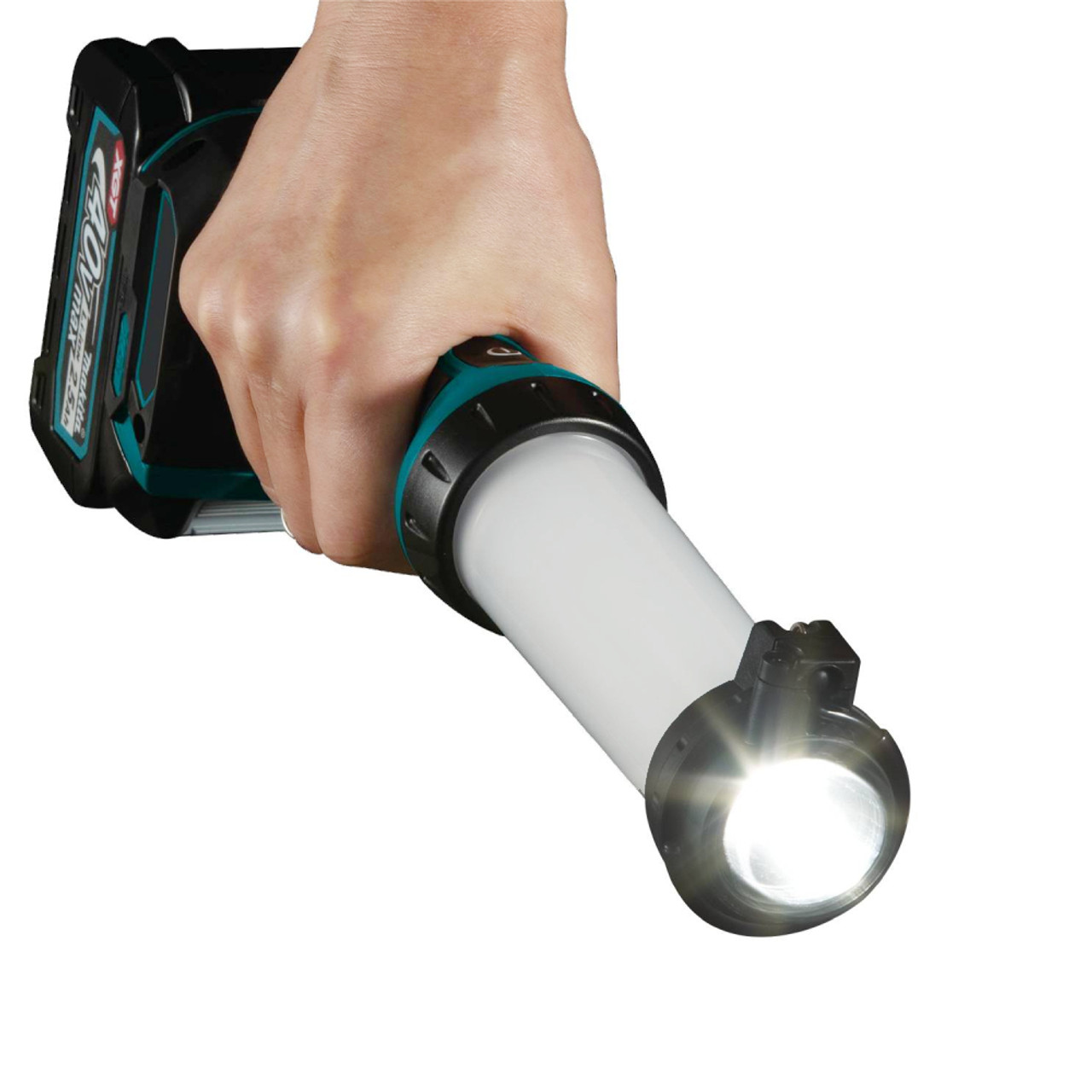 Makita ML002G 40V XGT MAX Cordless 710 Lumen LED Worklight (Tool Only) showing work light in use like a flash/task light
