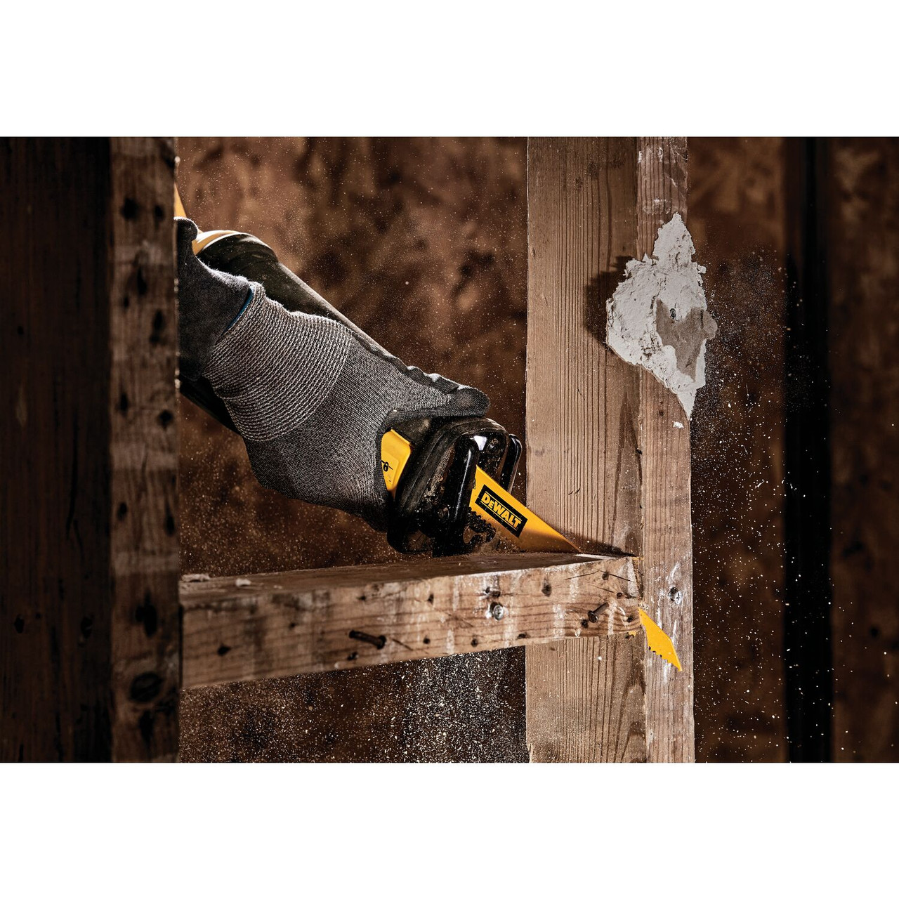 DeWalt DWAR966 9 inch x 6 TPI Bi-Metal Demolition Reciprocating Saw Blades - 5pk showing in use cutting