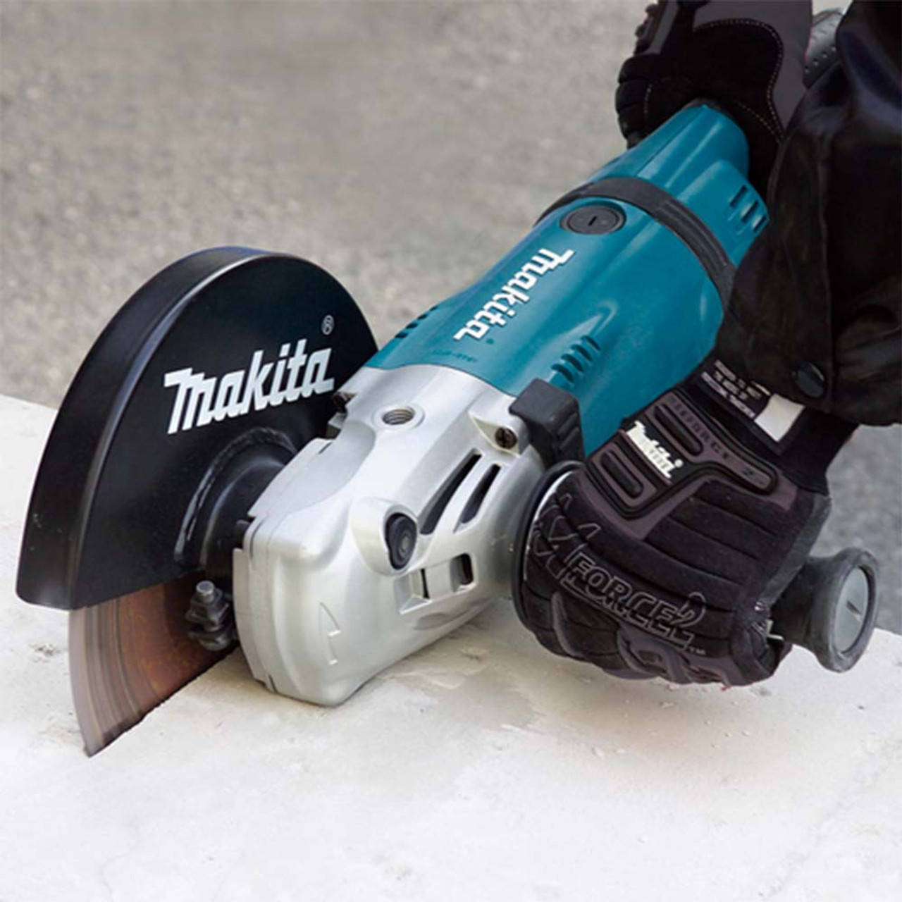 Makita GA9031 9 inch Angle Grinder with Swivel Grip Makita GA9031 9 inch Angle Grinder with Swivel Grip