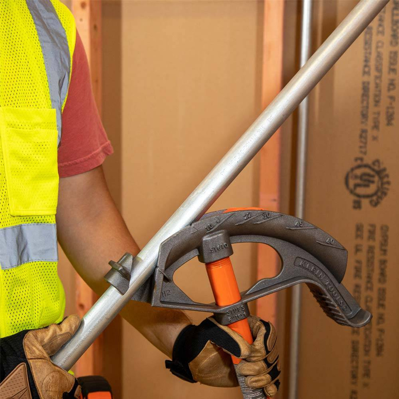 Klein Tools 51604 Iron Conduit Bender Full Assembly - 3/4 inch EMT with Angle Setter