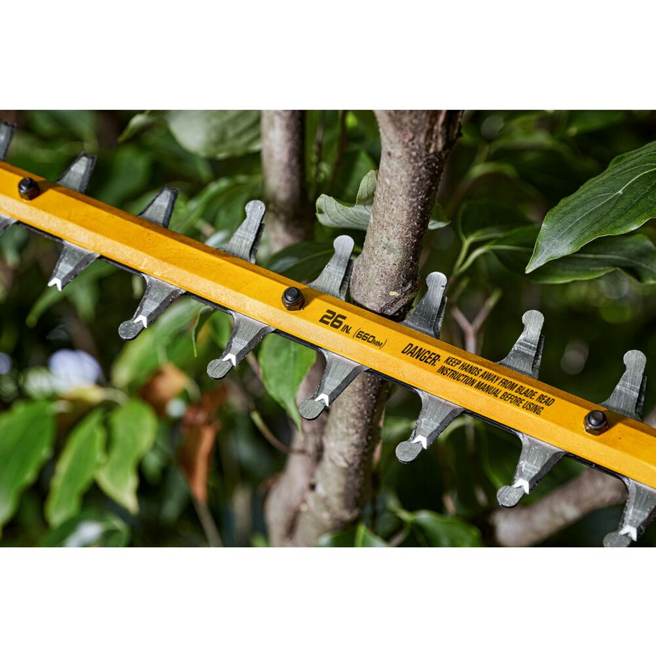 DeWalt DCHT870B 60V MAX 26 Inch Brushless Hedge Trimmer (Tool Only) DeWalt DCHT870B 60V MAX 26 Inch Brushless Hedge Trimmer (Tool Only)