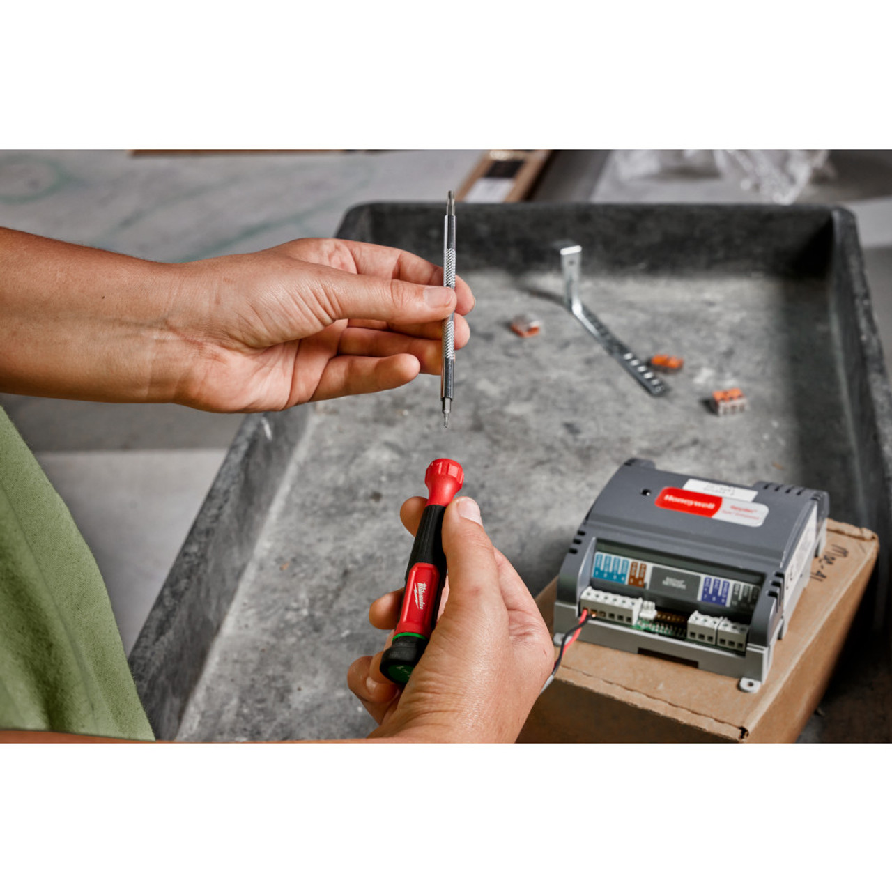 Milwaukee 48-22-2931 4-in-1 TORX Security Precision Multi-Bit Screwdriver
