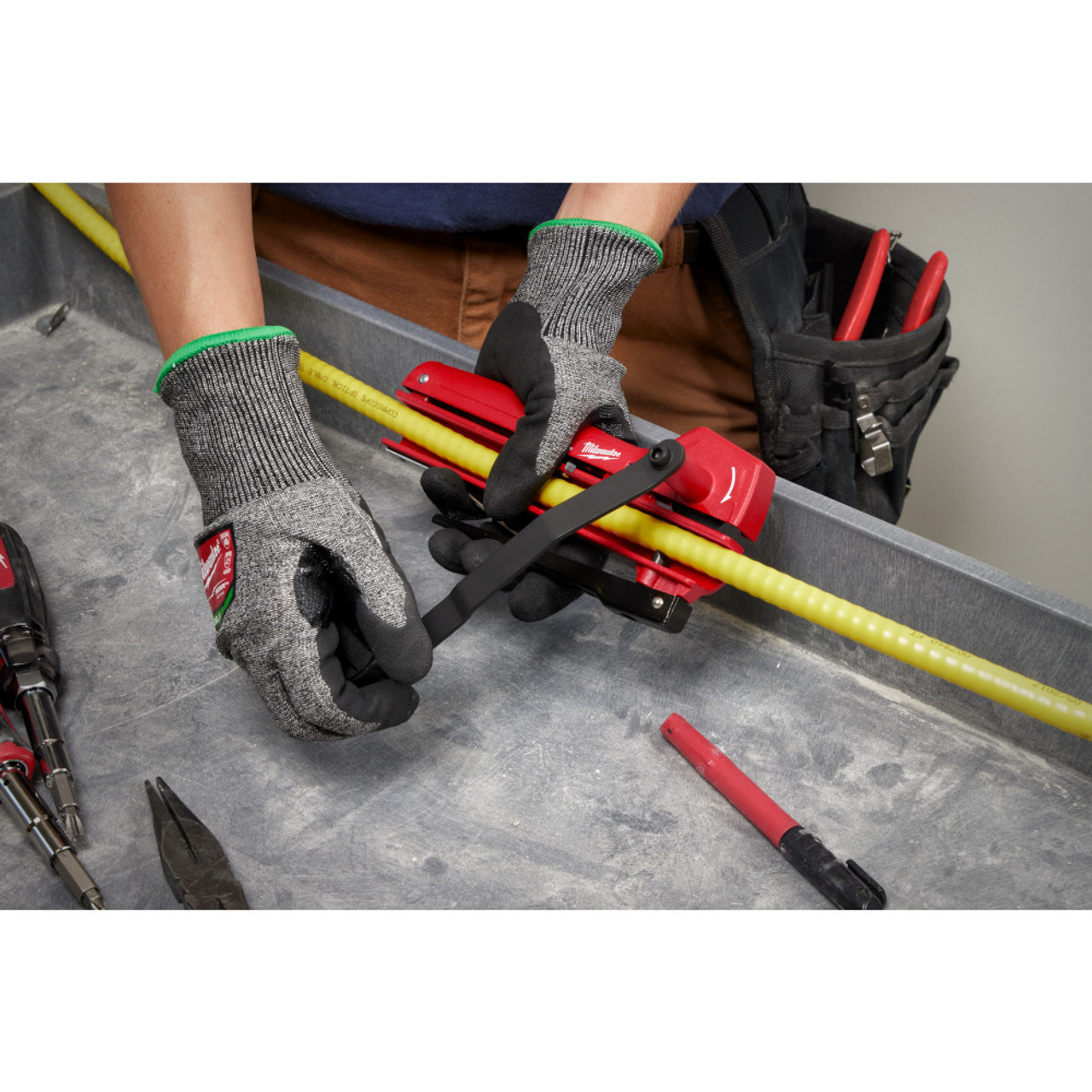 Milwaukee 48-22-6111 Armored Cable Cutter Milwaukee 48-22-6111 Armored Cable Cutter