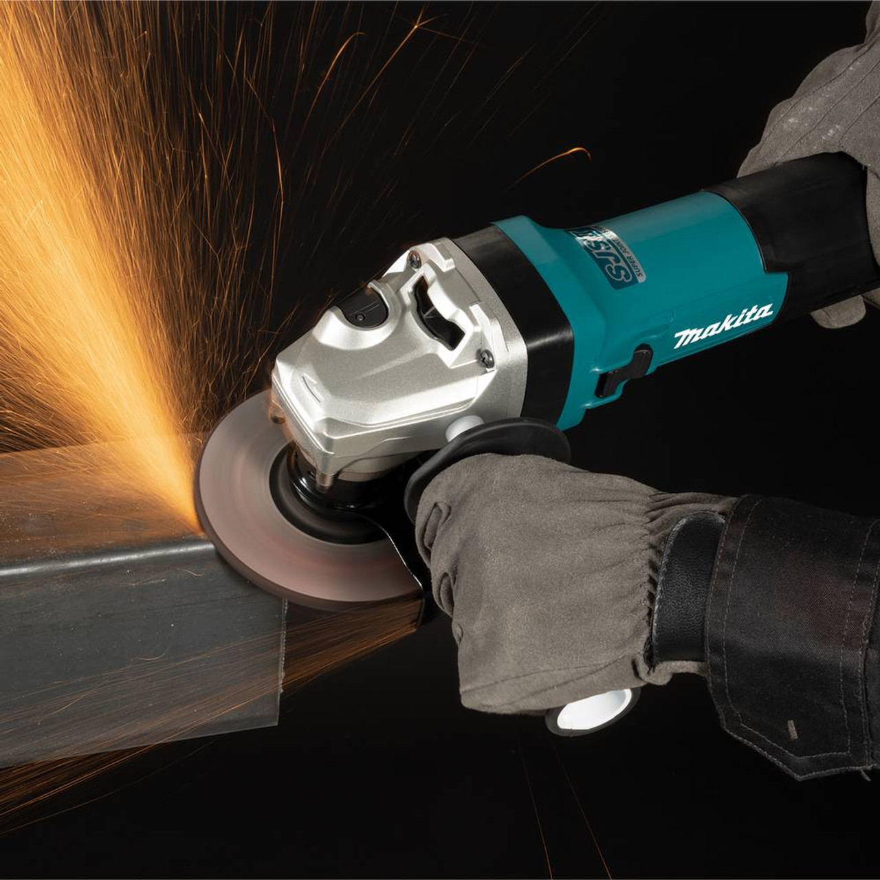 Makita GA5091X01 15 Amp 5 Inch Variable Speed Angle Grinder with Slide Switch Makita GA5091X01 15 Amp 5 Inch Variable Speed Angle Grinder with Slide Switch