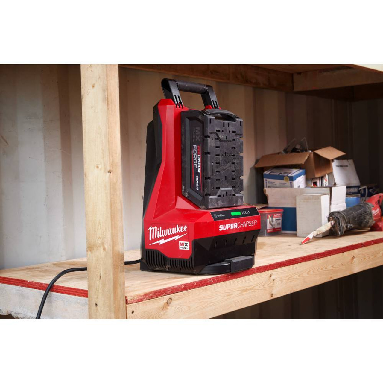 Milwaukee MXFSC MX FUEL Battery Super Charger