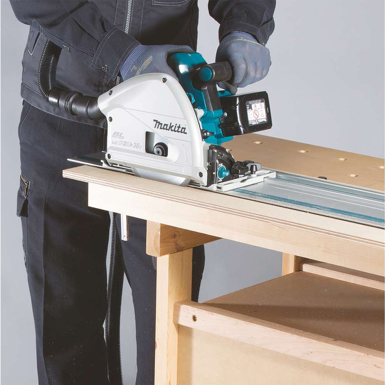 Makita DSP601ZJ 36V (18Vx2) LXT Cordless Brushless 6-1/2 Inch Plunge Cut Circular Saw with AWS (Tool Only)