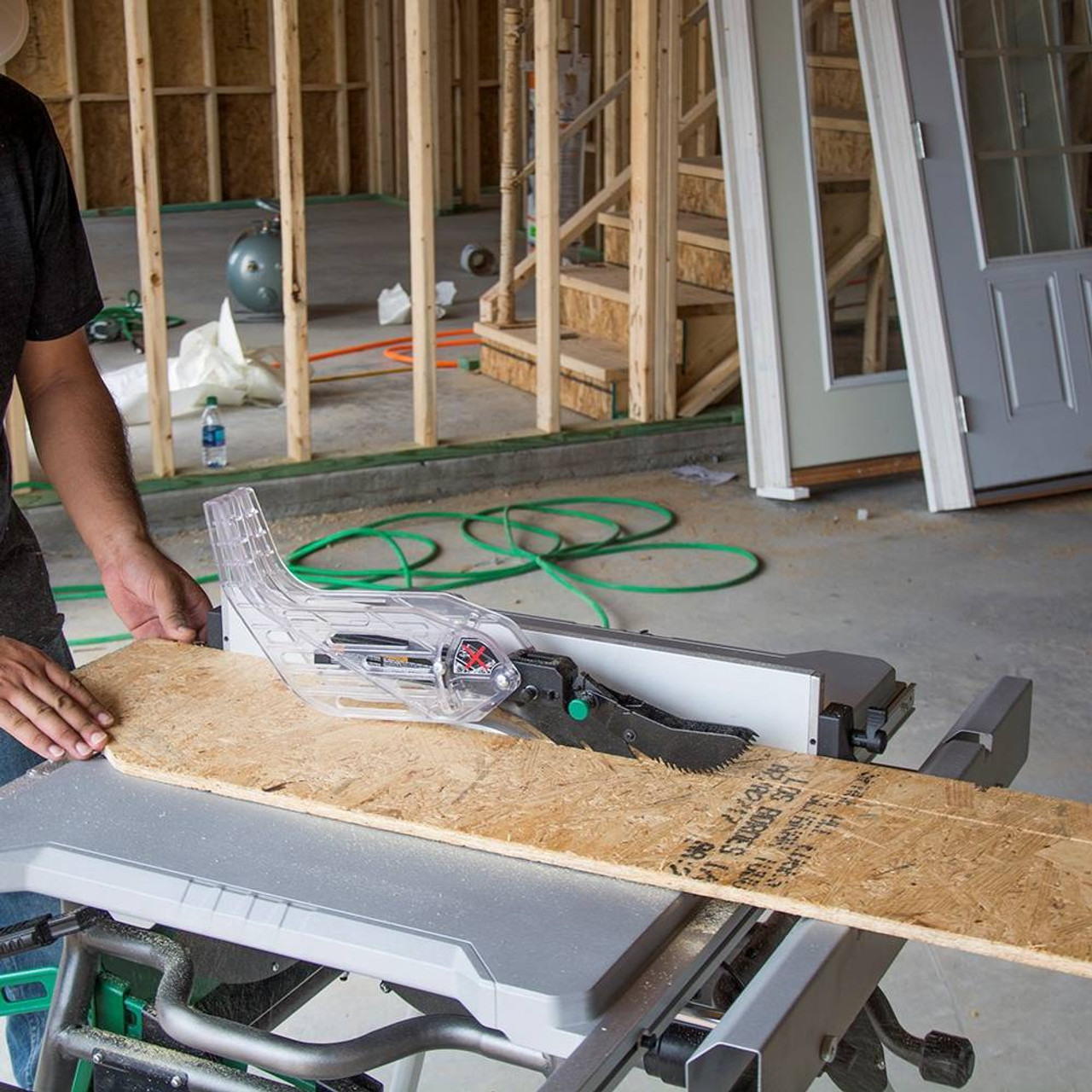 Metabo HPT C10RJ 15 Amp 10 Inch Table Saw with Fold and Roll Stand Metabo HPT C10RJ 15 Amp 10 Inch Table Saw with Fold and Roll Stand