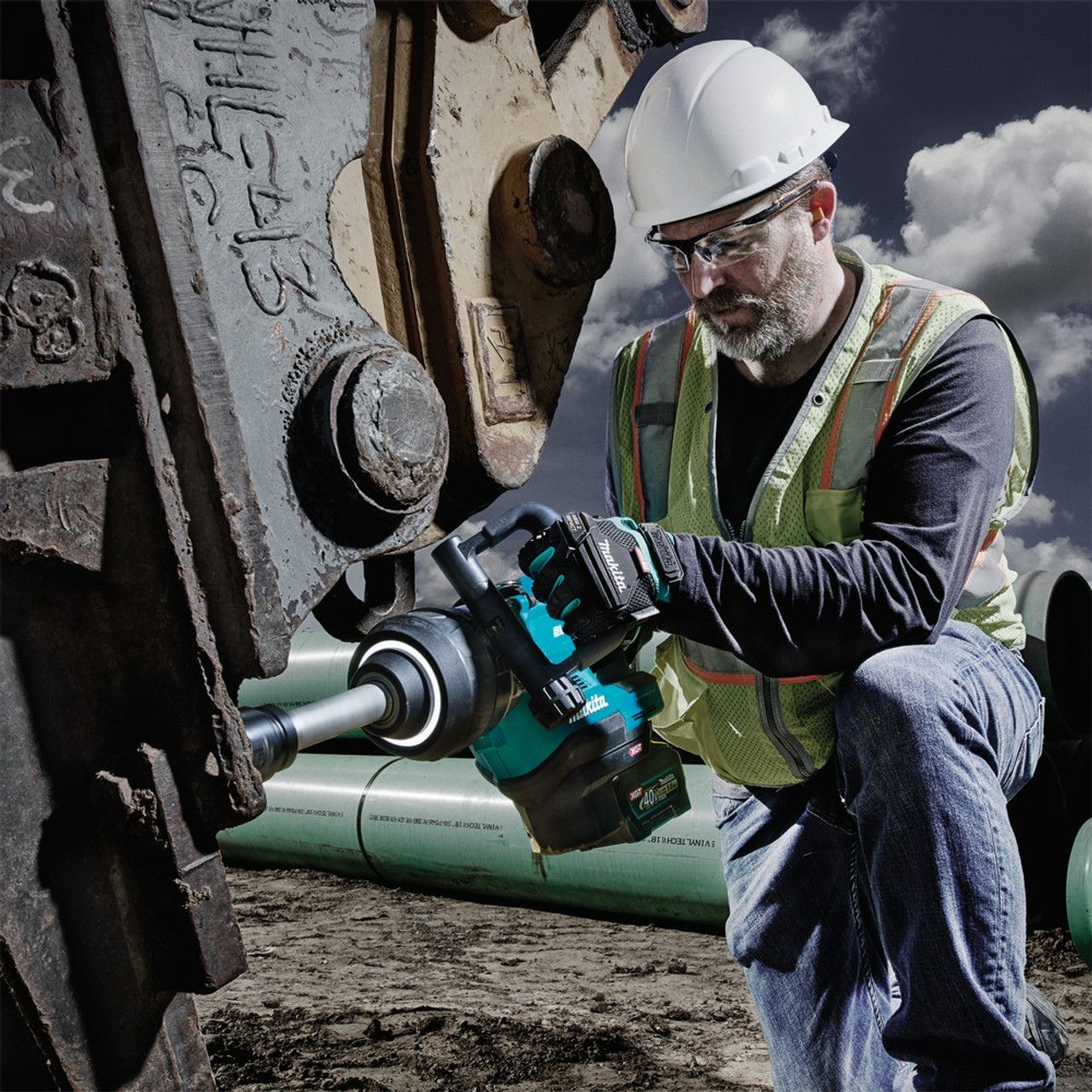 Makita TW010GZT202 40V Max XGT Cordless Brushless 1 inch Long Anvil Impact Wrench Kit