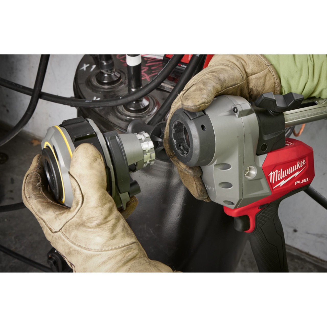 Milwaukee 0.5in - 0.7in Adjustable Bushing for M18 FUEL 2937-20 Covered Conductor Cable Stripper