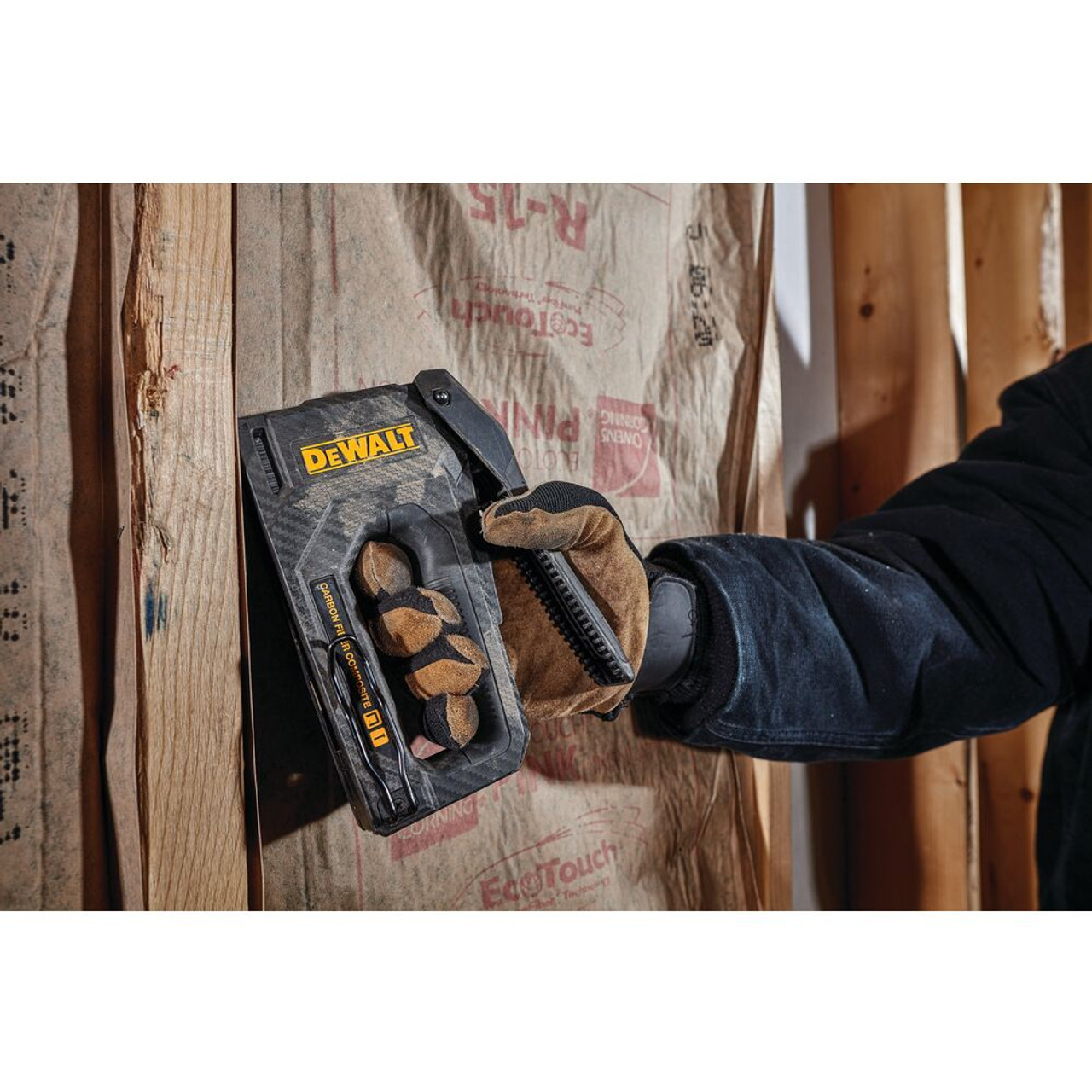 DeWalt DWHT80276 Carbon Fibre Composite Staple Gun stapling