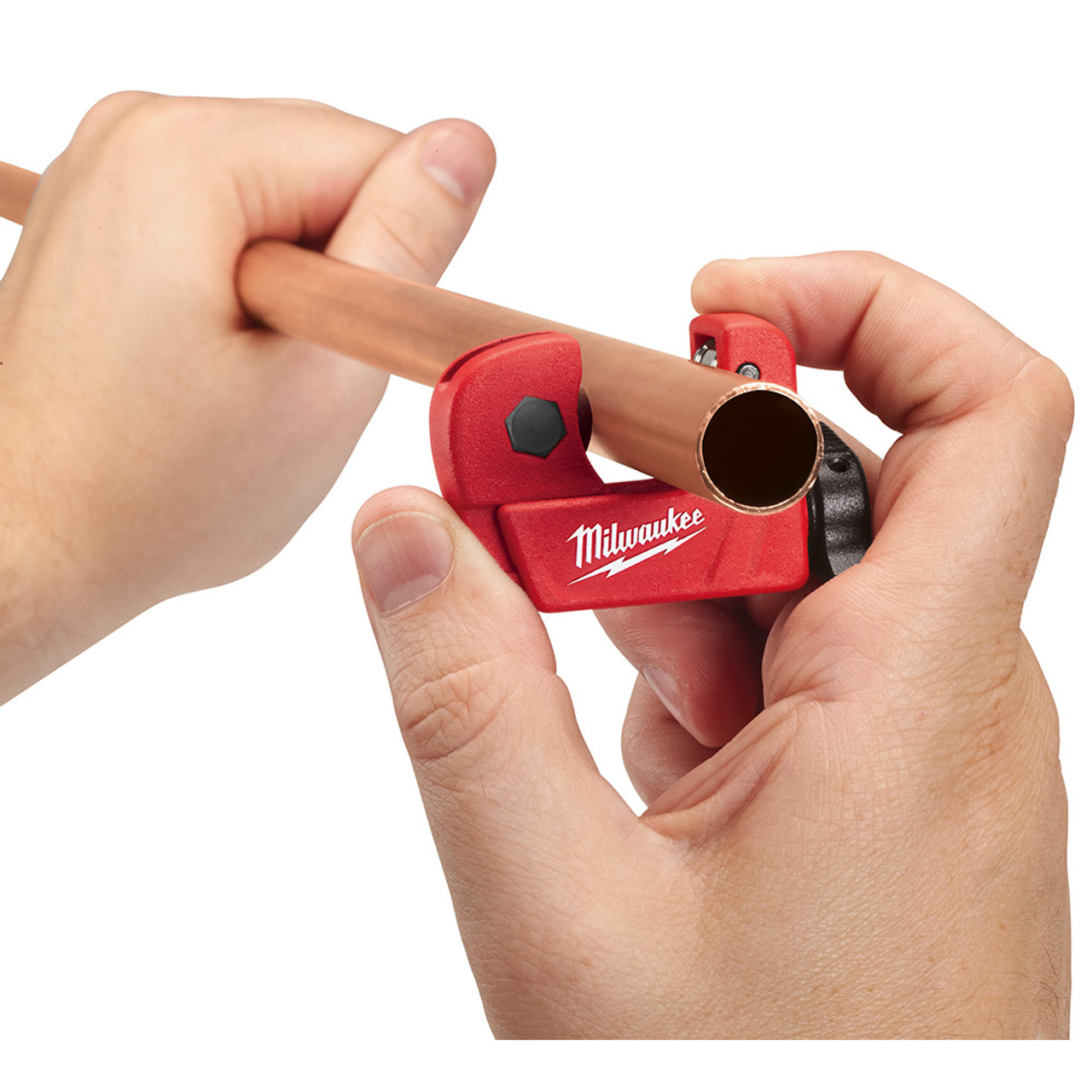 Milwaukee 48-22-4250 1/2 Inch Mini Copper Tubing Cutter cutting copper pipe