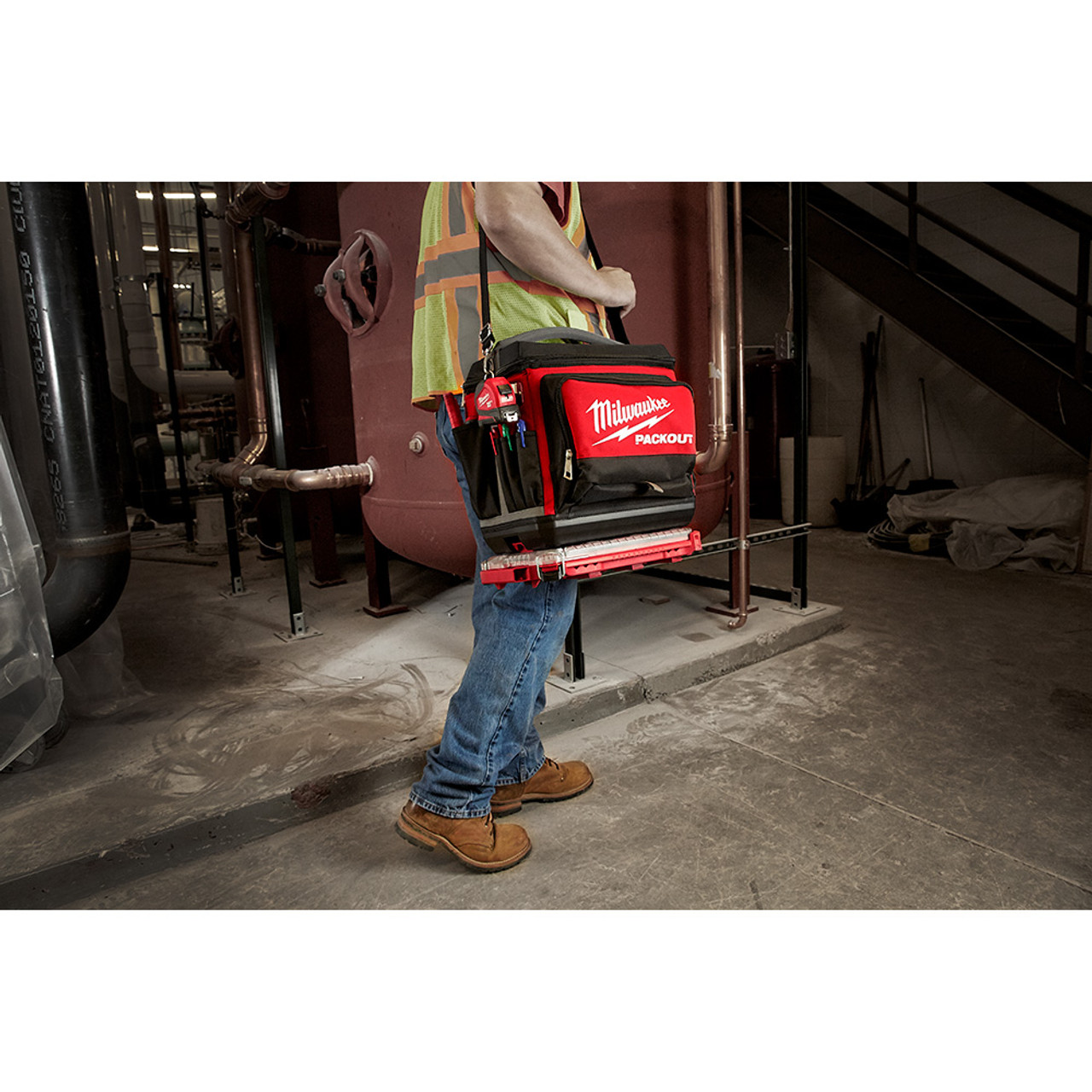 Milwaukee 48-22-8302 Soft-Sided Packout Cooler Milwaukee 48-22-8302 Soft-Sided Packout Cooler