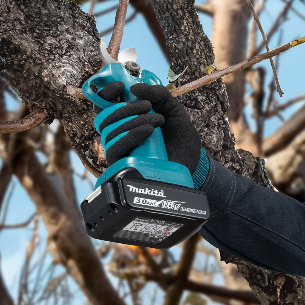Makita DUP181Z 18V LXT Pruning Shears (Tool Only) | Troxten