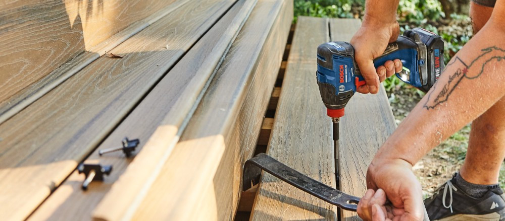 Bosch GXL18V-260B26 18V 2-Tool Cordless 1/2 inch Hammer Drill/Driver & Two-in-One 1/4 Inch & 1/2 Inch Bit/Socket Impact Driver/Wrench Combo Kit