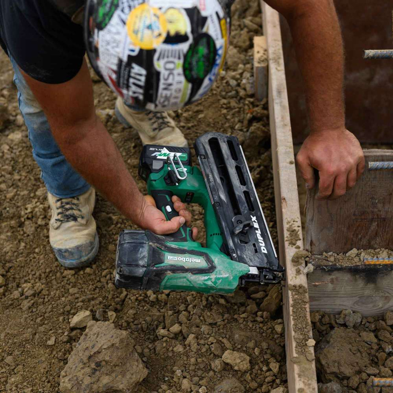 Metabo HPT NR3675DD 36V MultiVolt 21 degree 3-1/2 Inch Cordless Duplex Nailer