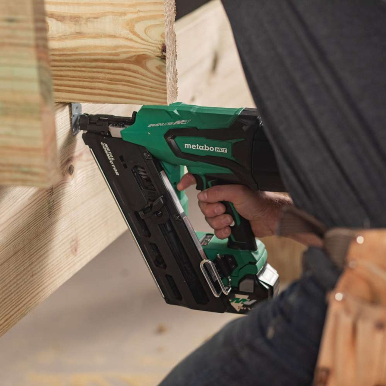 Metabo HPT NR3665DAM 36V MultiVolt Cordless 2-1/2 inch Metal Connector Nailer Kit Metabo HPT NR3665DAM 36V MultiVolt Cordless 2-1/2 inch Metal Connector Nailer Kit