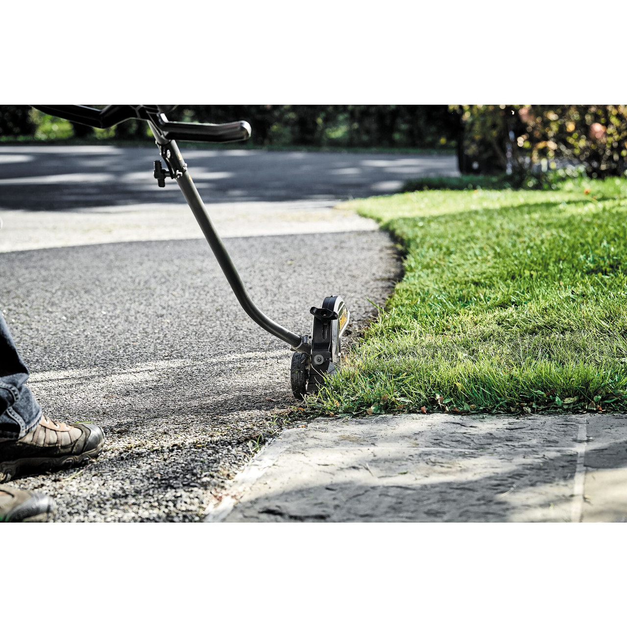 DeWalt DWOAS4ED Edger Attachment for String Trimmer DeWalt DWOAS4ED Edger Attachment for String Trimmer