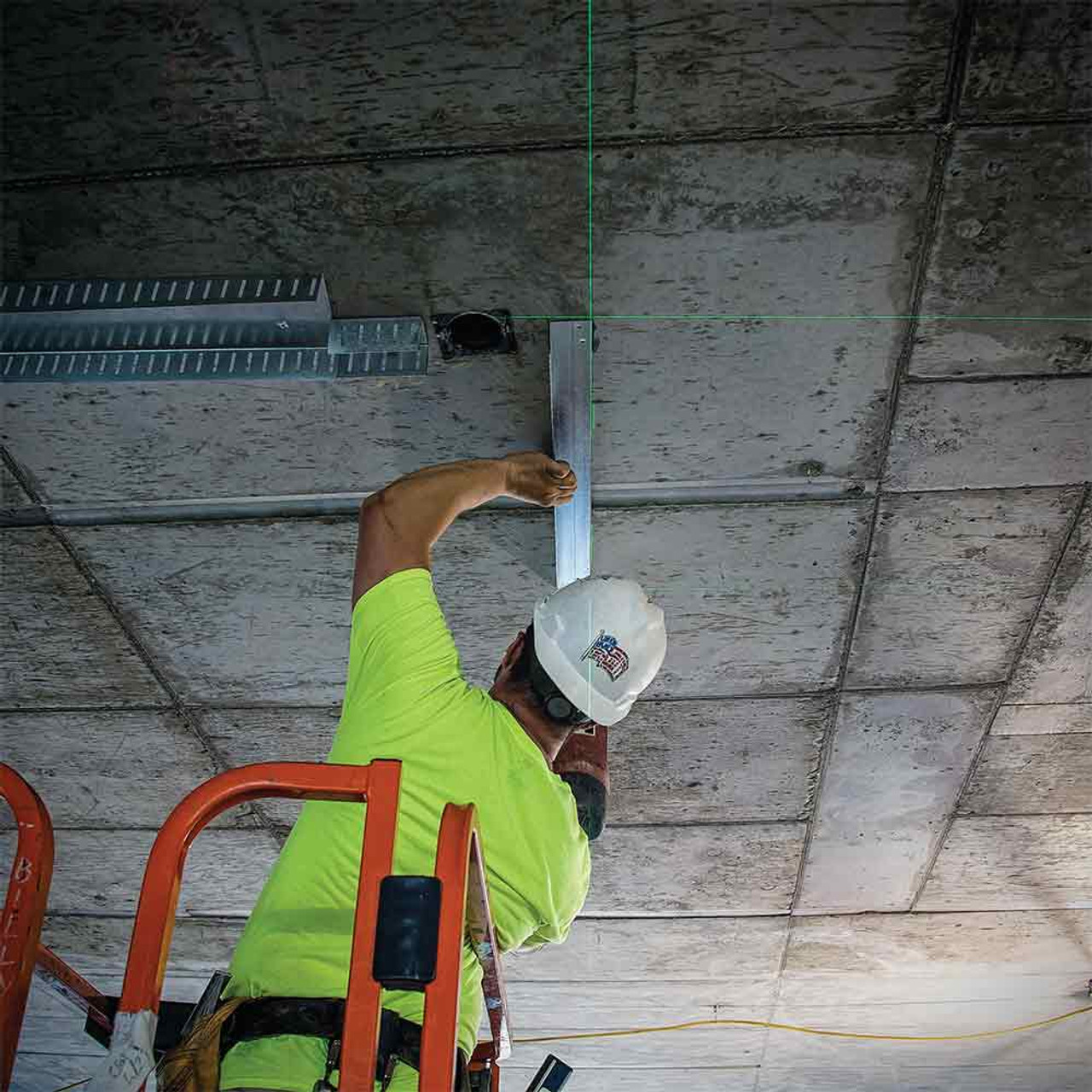 DeWalt DW089LG 12V MAX 3 x 360 Degree Green Line Laser