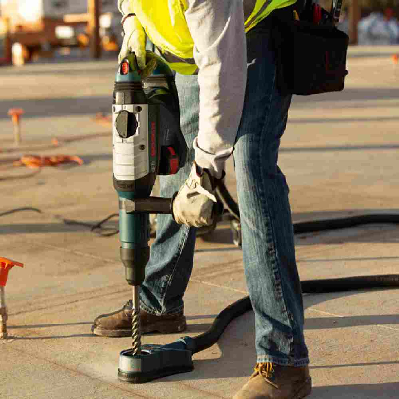 Bosch GBH18V-45CK PROFACTOR 18V Cordless Hitman Connected-Ready SDS-Max 1-7/8 inch Rotary Hammer (Tool Only) vertical drilling