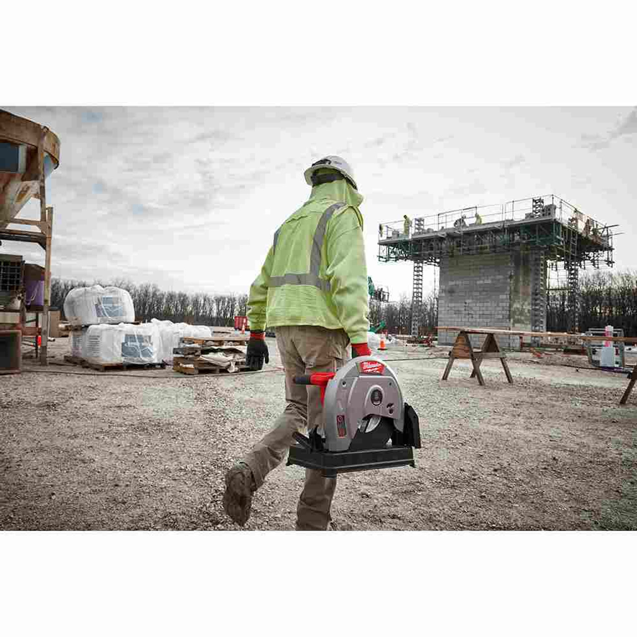 Milwaukee 2990-20 M18 FUEL 14 inch Brushless Abrasive Chop Saw (Tool Only) showing the portability of the saw Milwaukee 2990-20 M18 FUEL 14 inch Brushless Abrasive Chop Saw (Tool Only) showing the portability of the saw