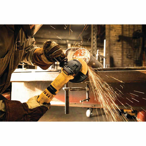 DeWalt DWE43066 5 inch / 6 inch High Performance Trigger Switch Grinder