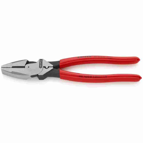 Knipex 9-1/2 inch Ultra High Leverage Lineman foots Pliers with Crimper looking at pliers on slight angle