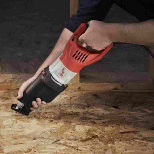 Milwaukee 6538-21 15 Amp Super SAWZALL Reciprocating Saw cutting wood flooring