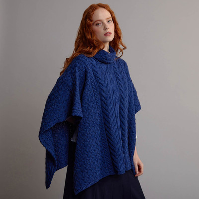 Women's Aran Poncho With Collar - Navy