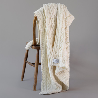 Super Soft Merino Aran Cable Blanket - Classic Aran