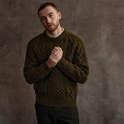 Men's Honeycomb Handknit Crew Neck Aran Sweater - Moss Green