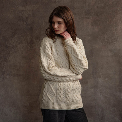 Women's Diamond Handknit Crew Neck Sweater - Natural White