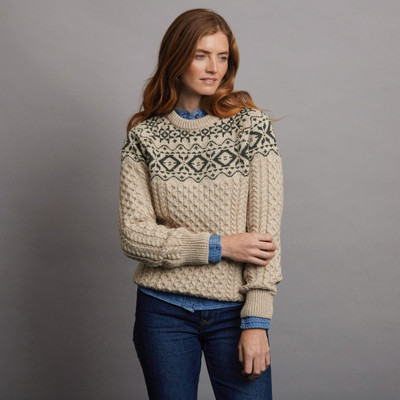 Women's Fair Isle Crew Neck Aran Sweater - Oatmeal & Green
