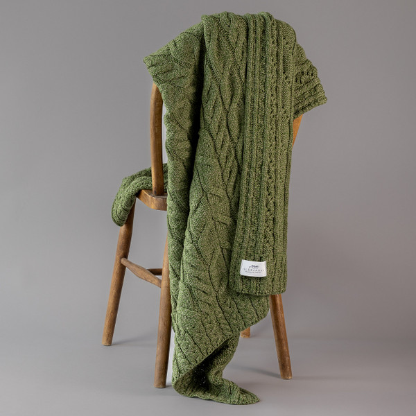 Super Soft Merino Aran Cable Blanket - Meadow Green