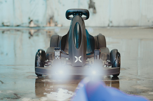 Hover-1 - Formula Electric GoKart 15.5 mi Max Operating Range & 15 mph Max Speed - Black
