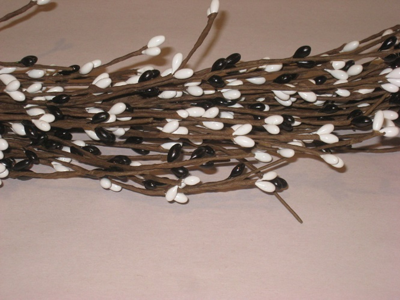 Primitive Pip Berry Garland Black And White Rustic Farmhouse Garlands   Black White Berry Garland  51949.1692886970.JPG