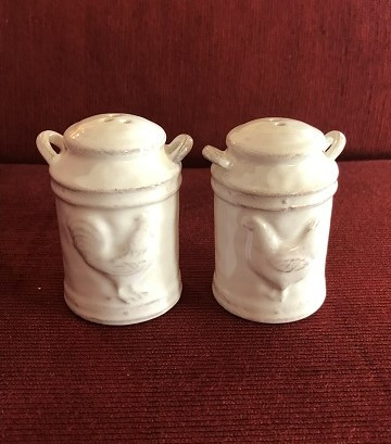 Milk Can Salt and Pepper Shaker 8PT1108