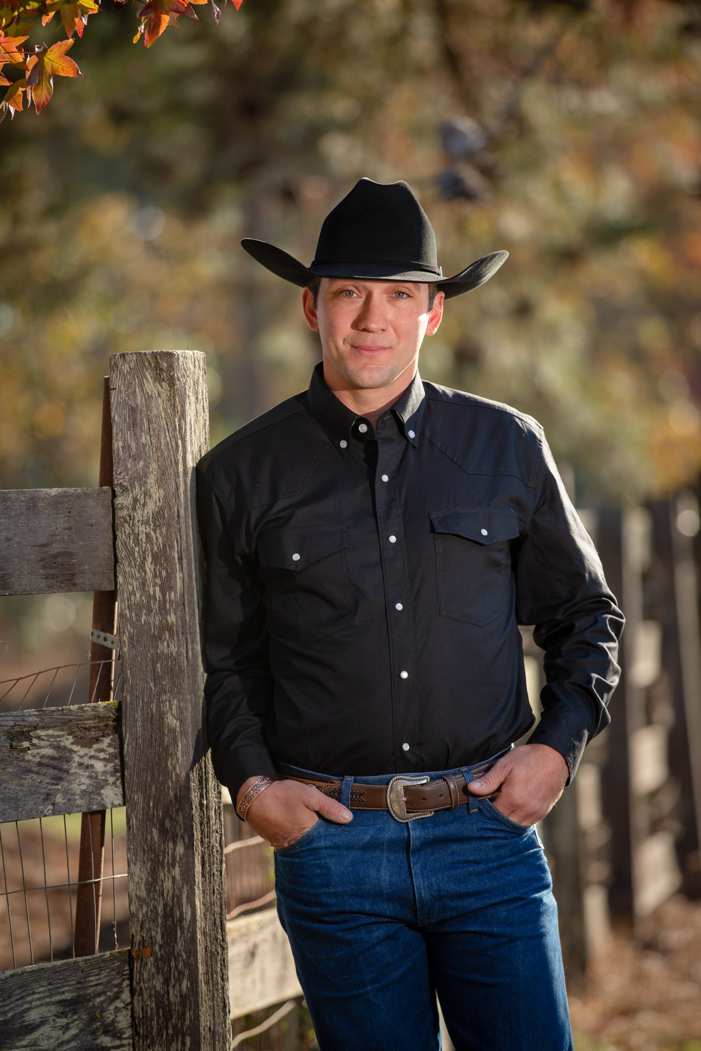 Oxford Western Shirt w/ Pearl Snaps - Black - Mountain Horse Trading
