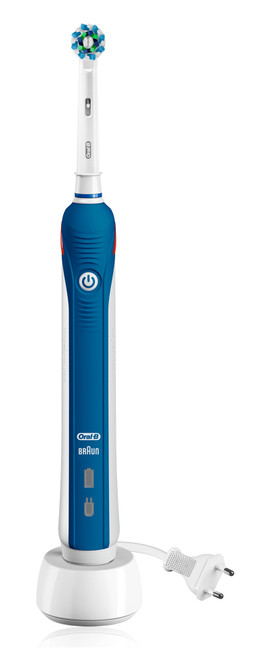Oral-B Pro 2 2000 Electric Toothbrush Oral-B Pro 2 2000 Electric Toothbrush