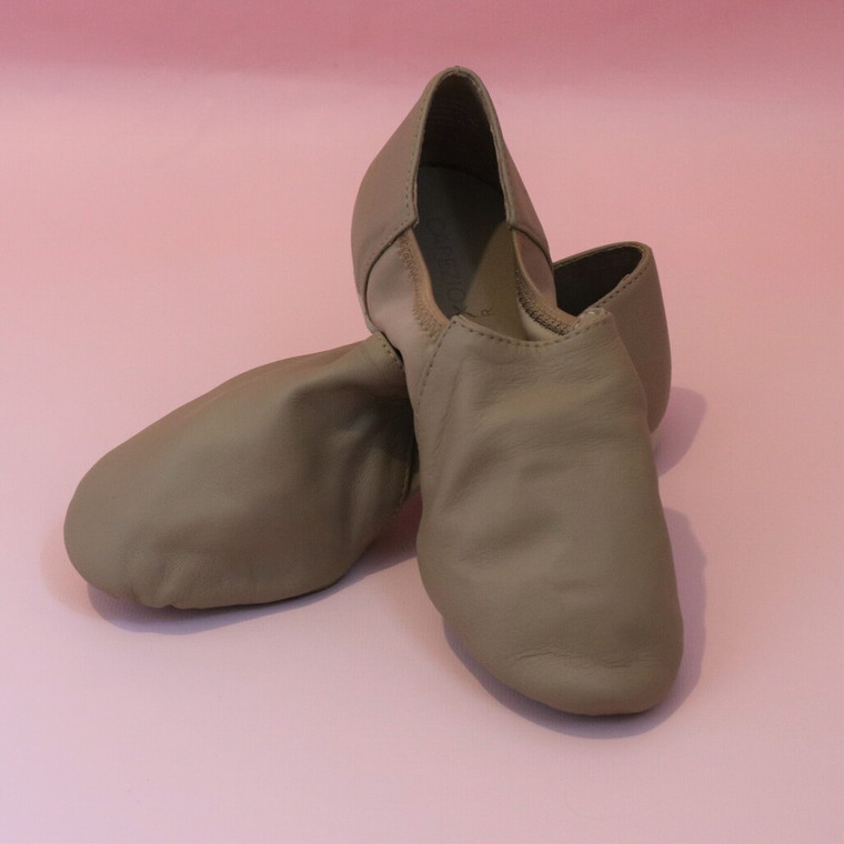 Capezio Hanami Wonder Jazz Shoes Caramel CG30W