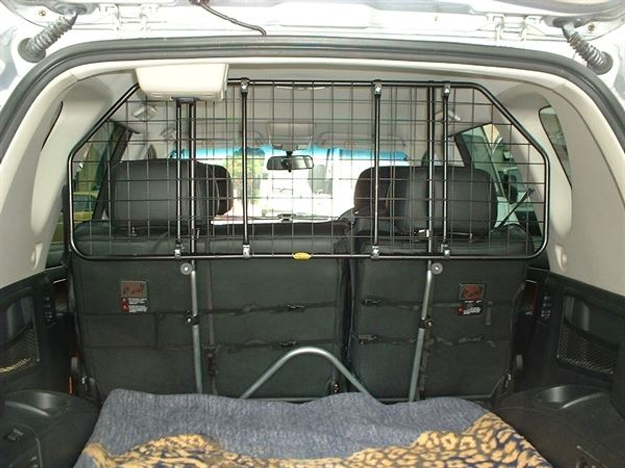 Saunders W96 Dog Guard For Daewoo Musso 1999 - 2002