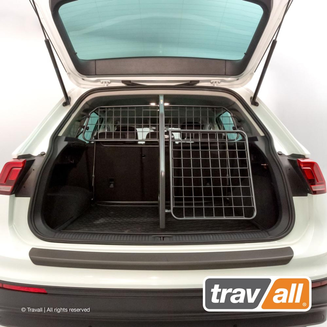 Travall hot sale tailgate guard