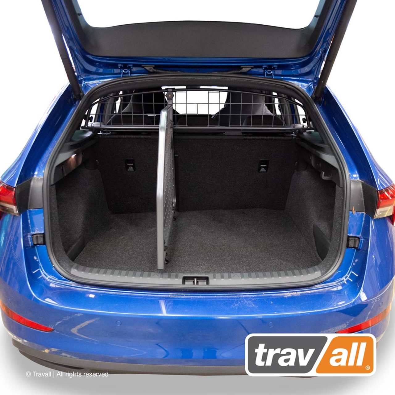 Boot divider for Skoda Scala