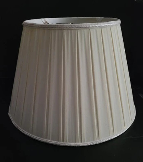 39819 Cream Box Pleat silk lamp shades