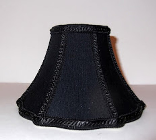 32263 - French Scallop Black Silk