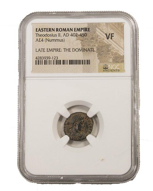 Roman AE of Theodosius II (AD402-450) NGC