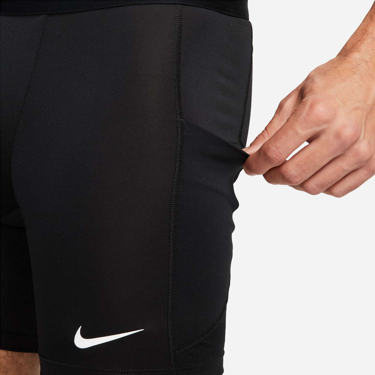 Nike Pro 7