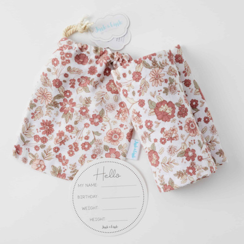 Muslin Wrap & Arrival Card - Juliet